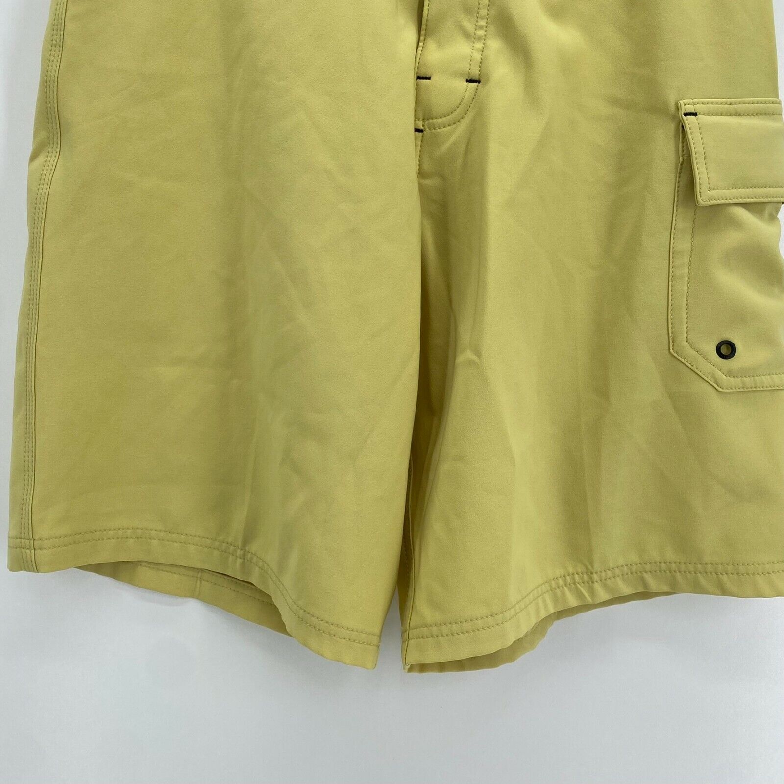 Oakley Activewear Shorts Men's 28 Yellow Vintage 1990's Polyester 