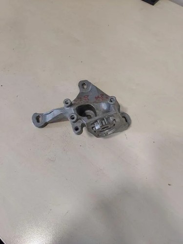 AUDI A8 D2 4D2, 4D8 Getriebehalter 4H0399113E 4.00 Petrol 2014 31423925