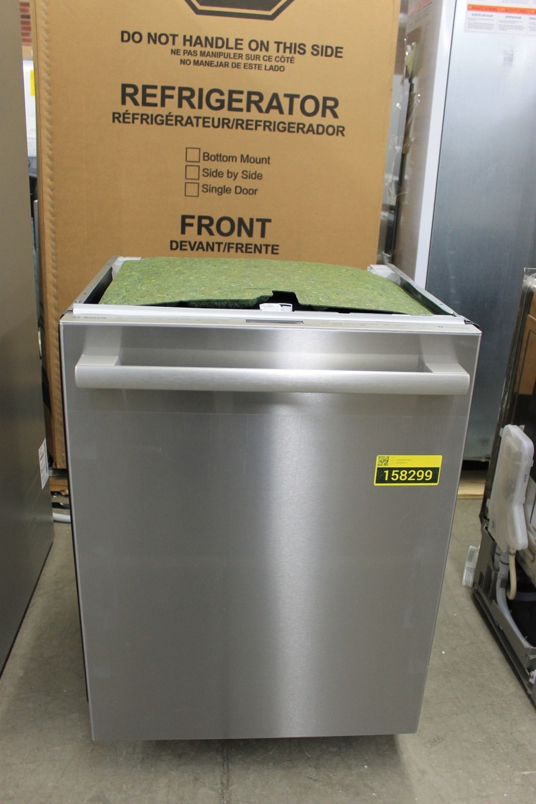 Bosch SHX78CC5UC 24" Stainless Dishwasher Out of Box Scratch/Dent #158299