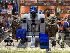 Super 7 ThunderCats Ultimates CATS LAIR Playset & Tygra Lab Key of Thundera