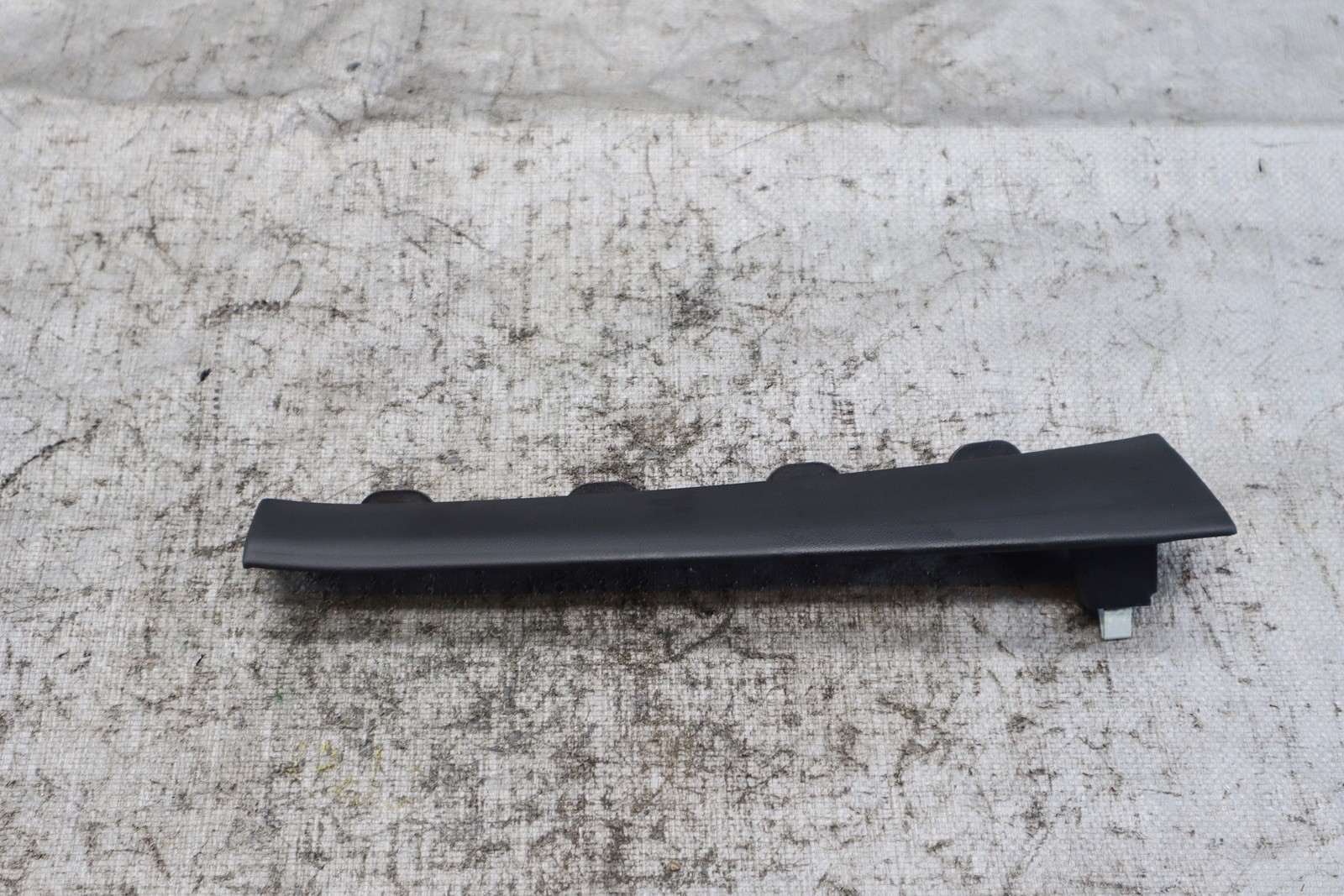 2018 2019 LAMBORGHINI URUS OEM LH FRONT MIDDLE A-COVER TRIM PANEL 4ML868203