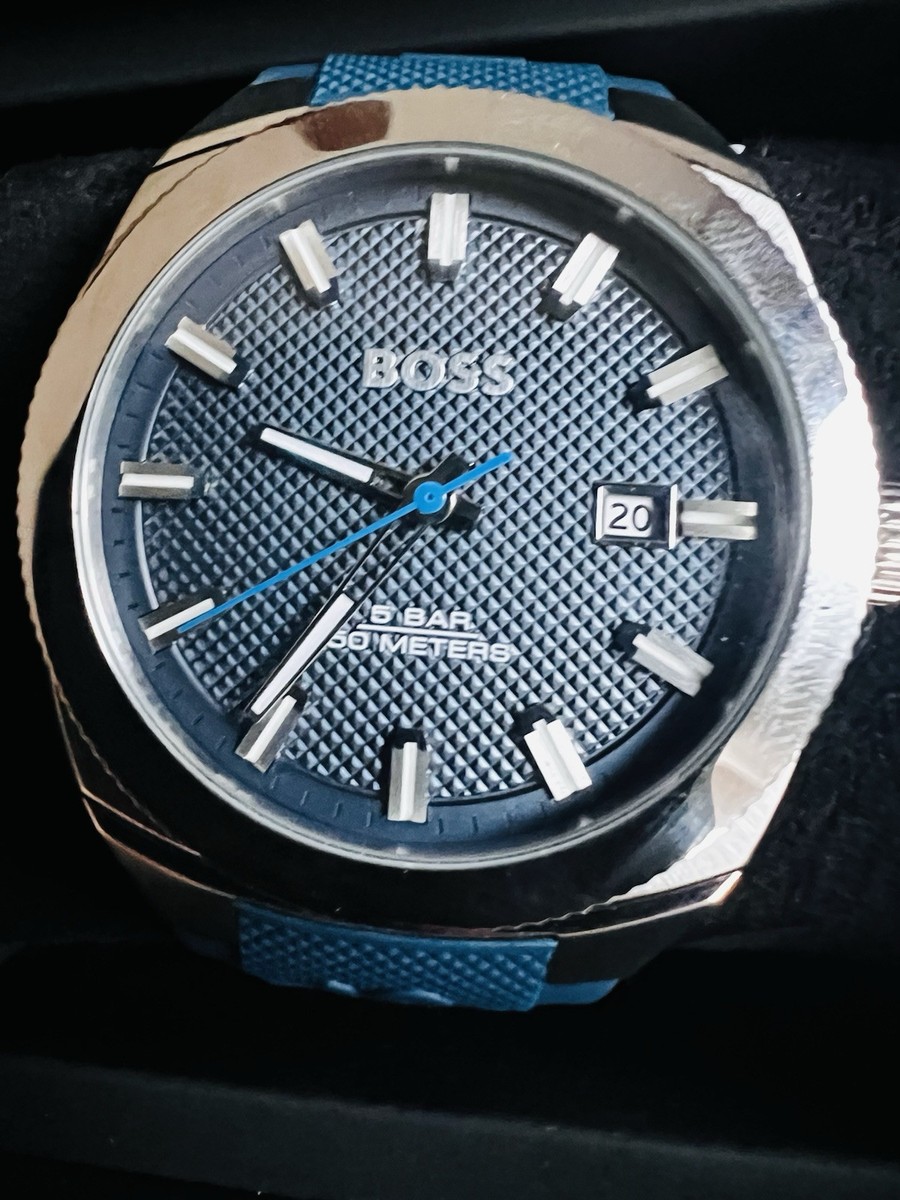 BNOB HUGO BOSS MEN'S WALKER SILICONE STRAP WATCH /41mm BLUE DIAL