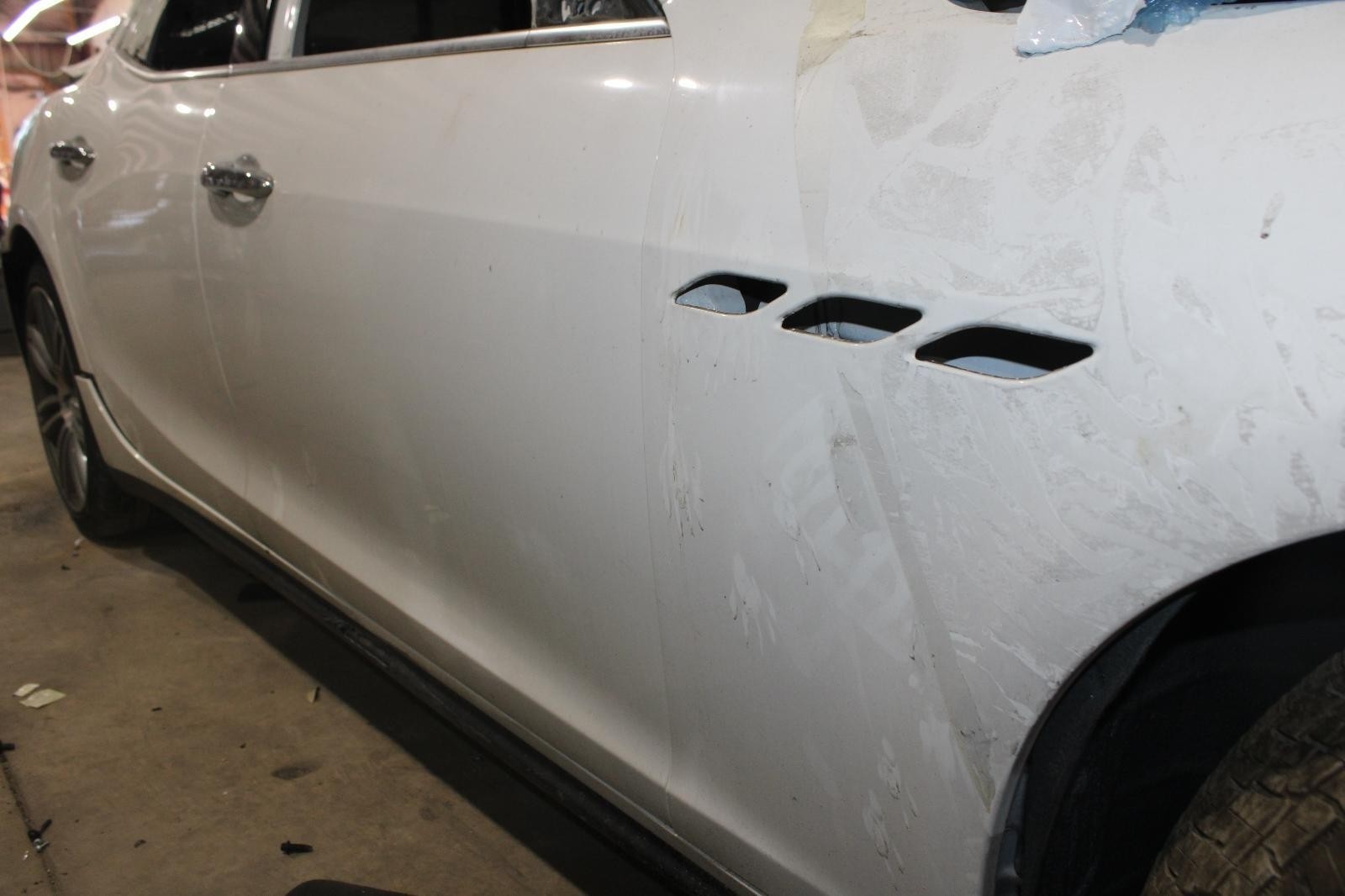 Maserati Ghibli 2014-2017 Front Right Door White