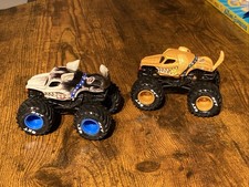 Spin Master Monster Jam Monster Mutt Husky & ...