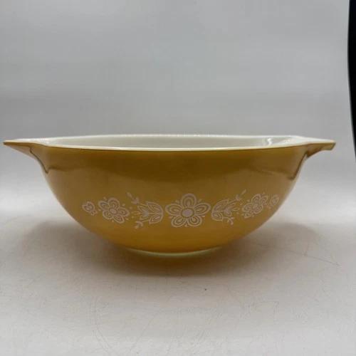 Vintage Pyrex BUTTERFLY GOLD Cinderella Nesting Mixing Bowl Large 4 Quart #444