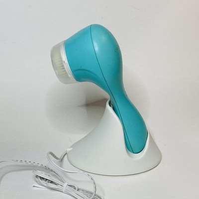 Clarisonic PLUS Sonic Skin Cleansing Face & Body Blue w Charging Cradle Charger