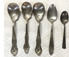 Lot of 5 Antique Silver Plated Tea Spoons Mix...