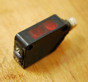 Датчик omron e3z ls86