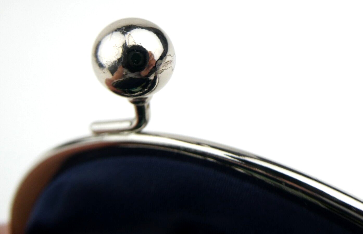 Vera Bradley Rhythm & Blues Double Kiss Kisslock Coin… Gem