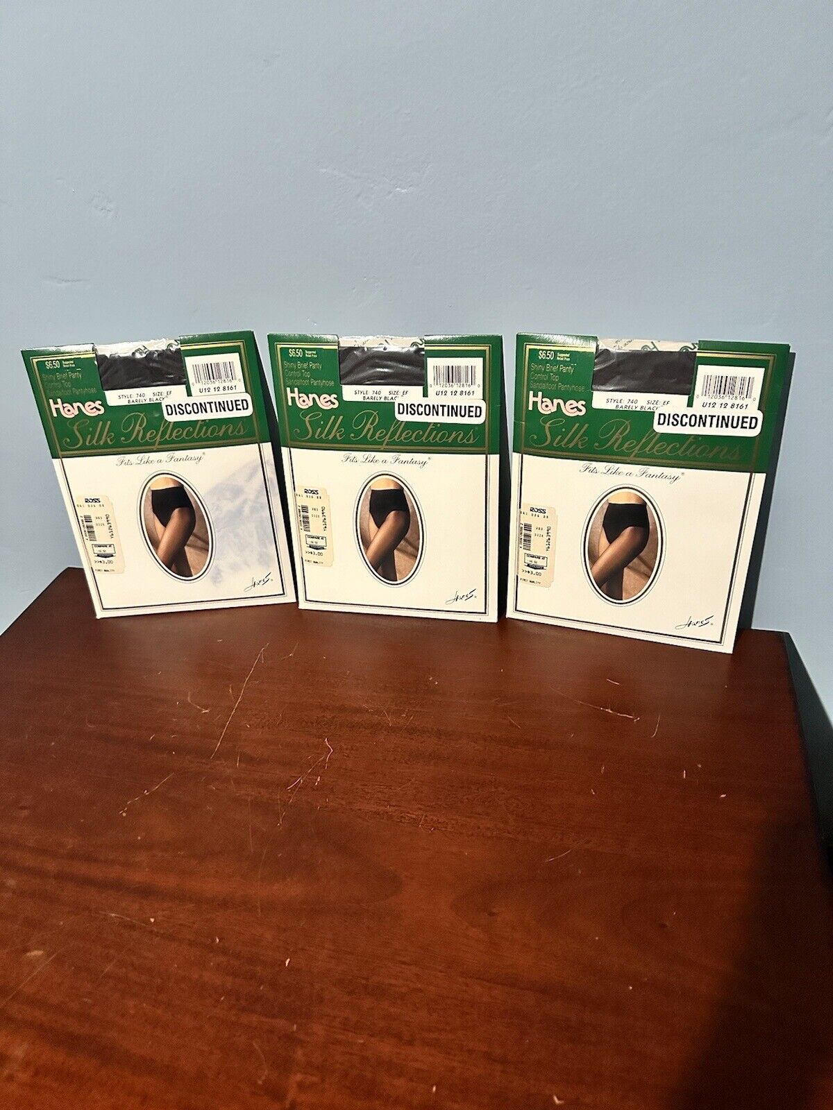 Hanes Silk Reflections Pantyhose Lot of 3 EF 740 Barely Black Sandalfoot  Control - Morris