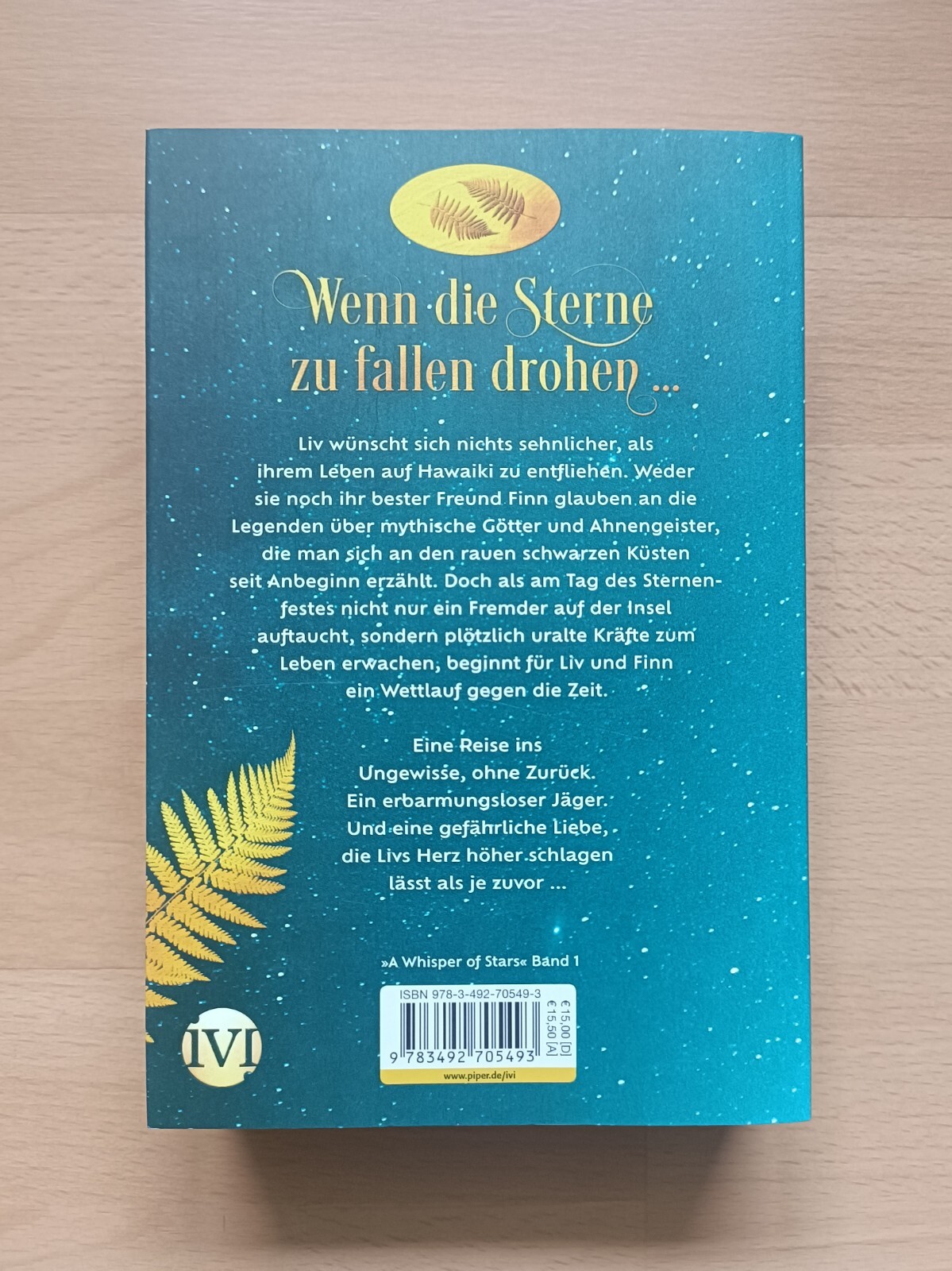 Thumbnail - Signiertes Exemplar | "a Whisper Of Stars: Erwacht"t. Fischer(2021,