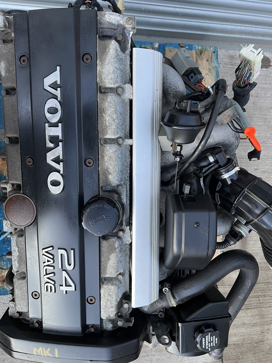 ボルボ 960 E-9B6304 H7年 B6304FS エンジン AW30-43 ミッション付属