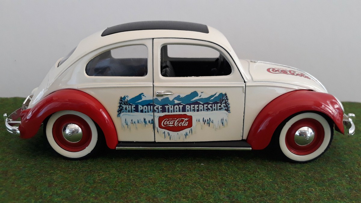 VOLKSWAGEN COCCINELLE berline 1958 COCA COLA blanc 1/17 no 1