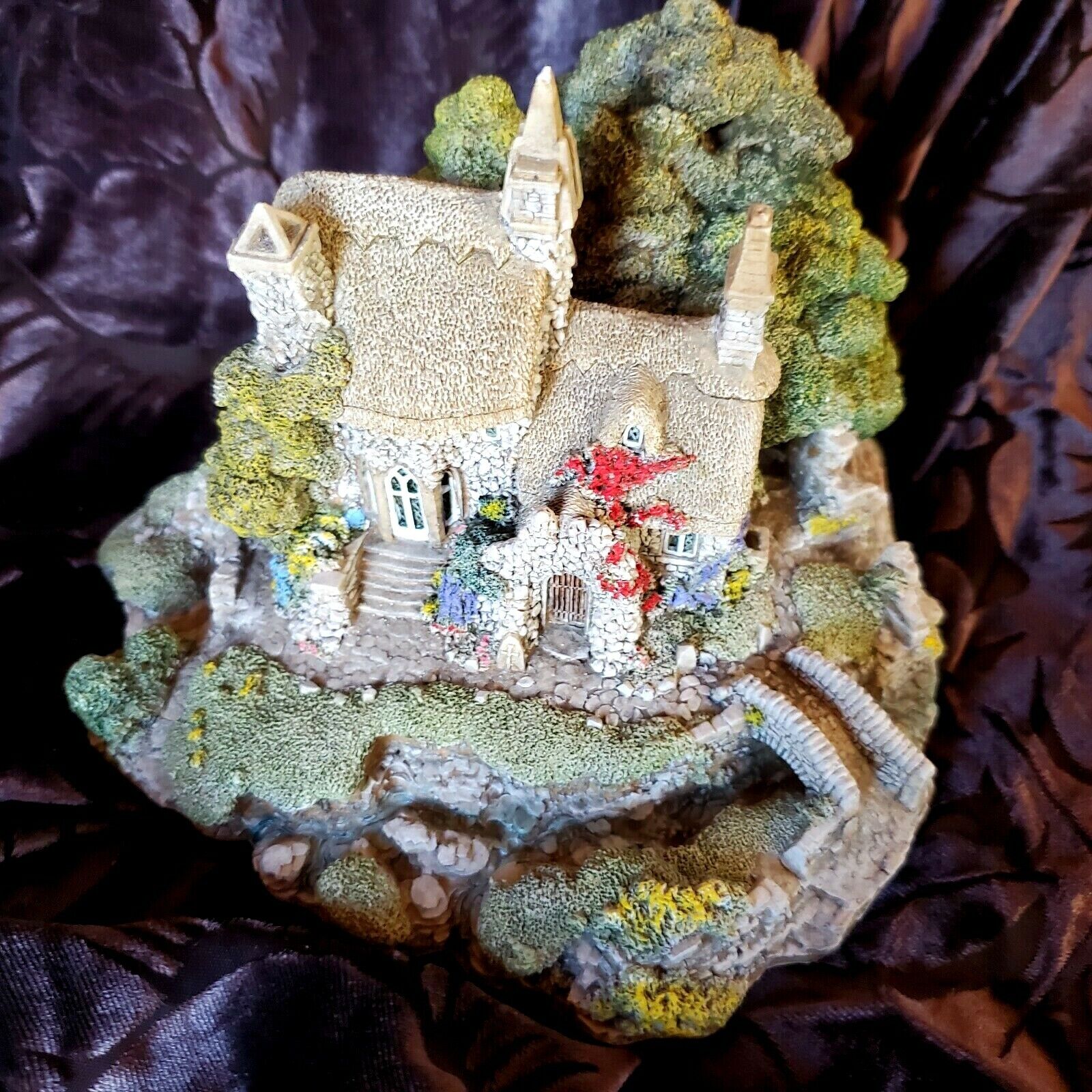SALE新品】 Lilliput Lane/CONVENT IN THE WOODSの通販 by ねこ's shop