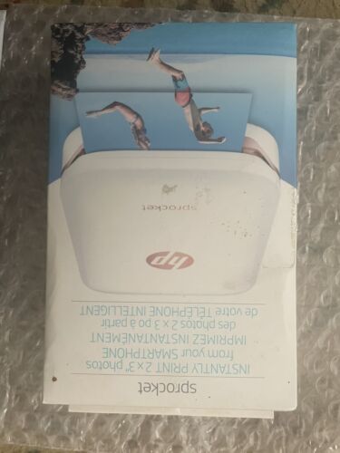 HP X7N07A White Sprocket 100 Portable Photos Instantly Print 2 x 3 inch +7 Pac's - Picture 2 of 5