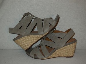 clarks shoes chester