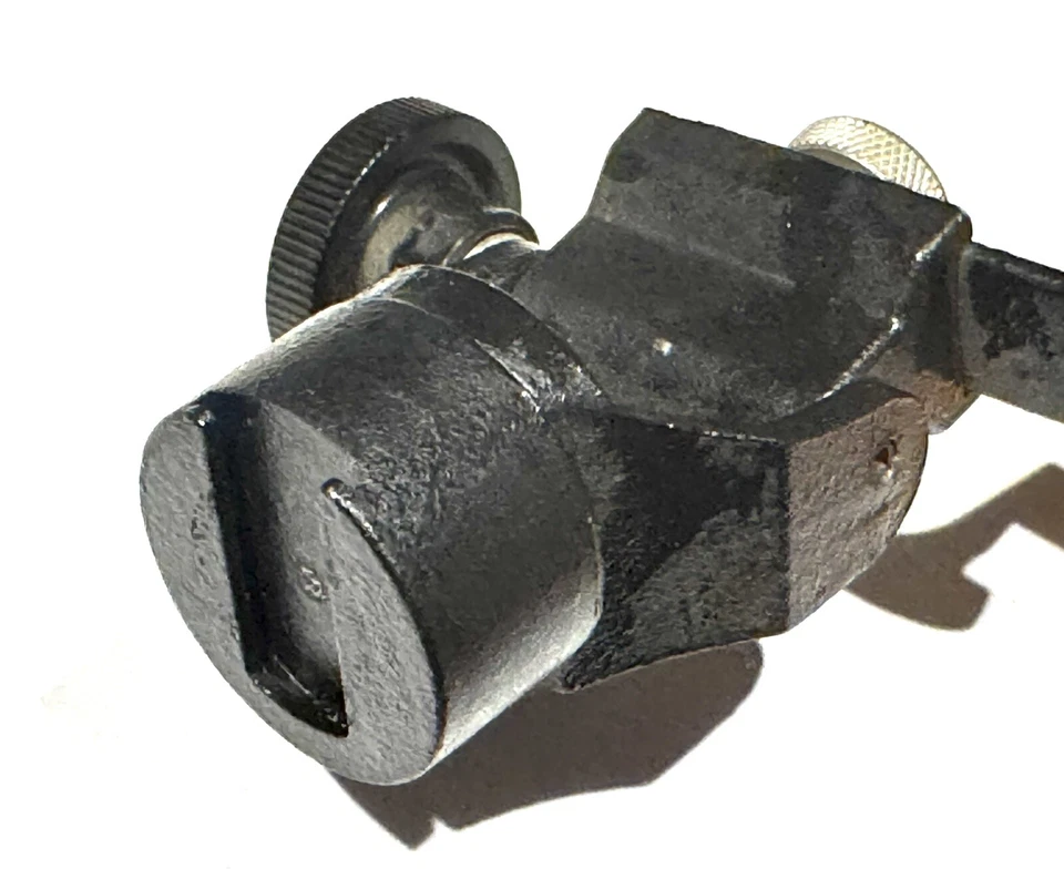 Soporte de plataforma estilo “L” para flash de equipo fotográfico Jones Foto 4 de 4