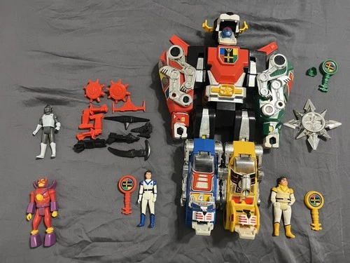 Panosh Place Voltron Transforming Action Figure 1984 Vintage w/ Accessories