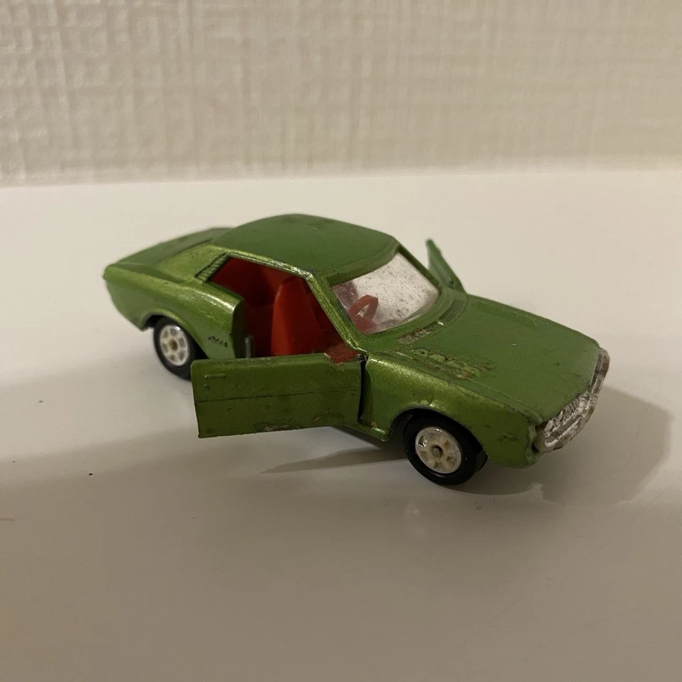 Tomica 1974 Toyota Celica 1600 GT No.26 1/60 Scale Die Cast Car Green Japan - Image 2 of 4