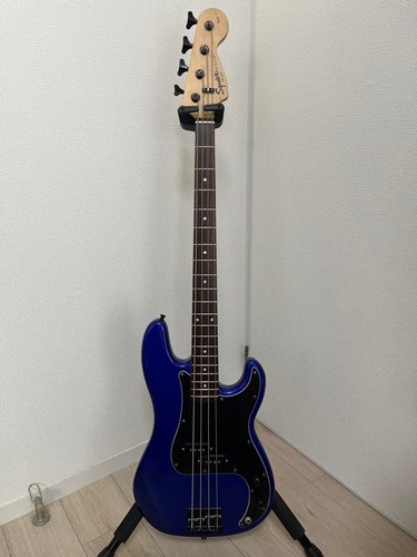 Squier By Fender Affinity Precision Bass