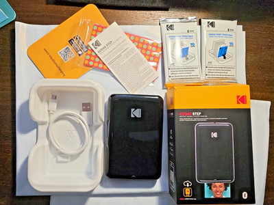 PO! Kodak Step Mobile Instant Photo Printer, Portable Zink 2x3 Mini Printer EUC!