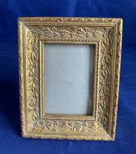 Vintage Ornate Gold Resin Picture Frame w Raised Floral Design