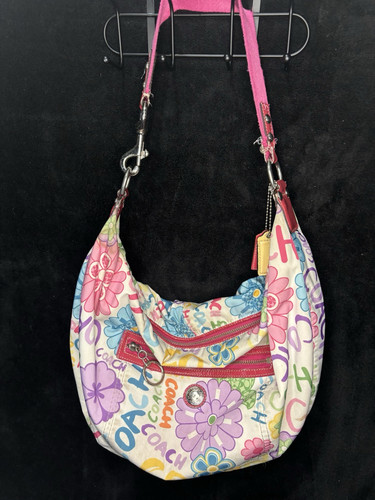 COACH Daisy Multi-color Florals Pink & White Shoulder Bag Vintage boho