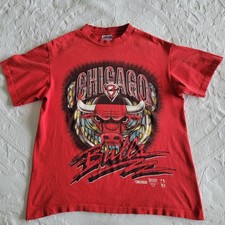 Vintage Chicago Bulls Single Stitch Graphic T Shirt Trench Made in USA Size Med