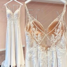 Boho Chiffon Spaghetti Straps Wedding Dress V Neck Backless Bridal Gown Applqiue