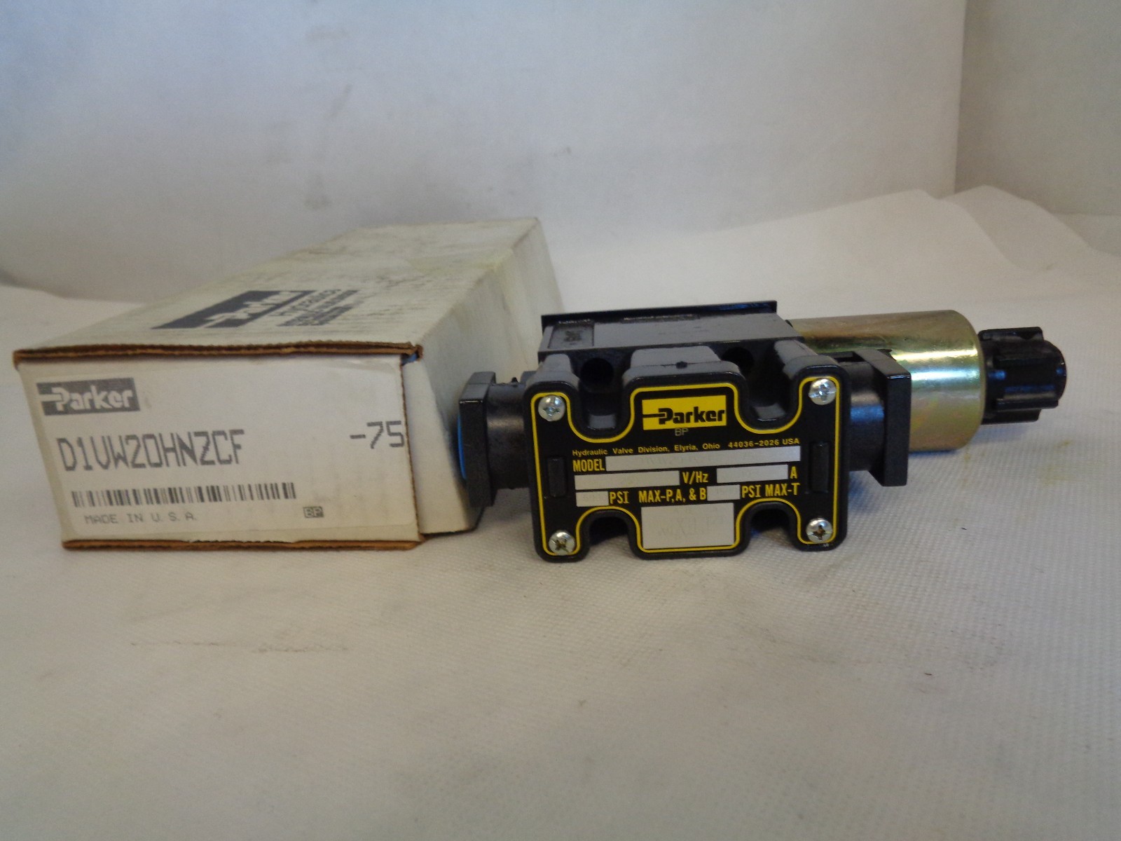 NEW PARKER HYDRAULICS D1VWZ0HNZCF-75 CONTROL VALVE