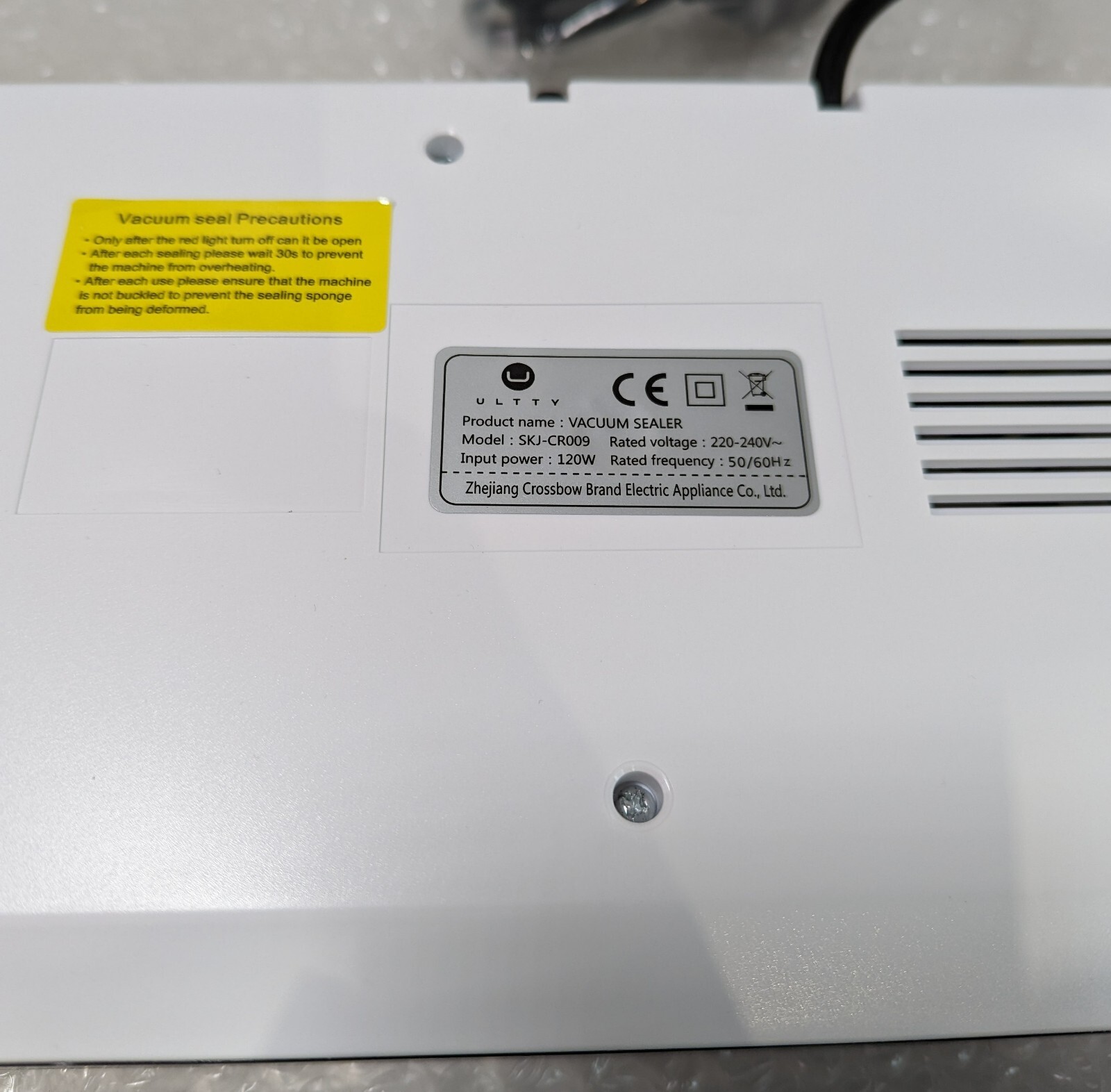 ULTTY SKJCR009 120W Vacuum Sealer Machine With Bags For Airtight Food