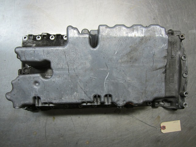 8692614 volvo поддон