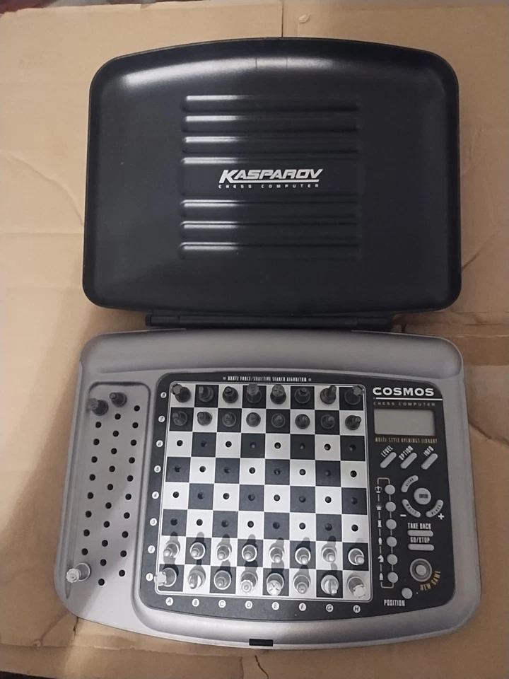 Saitek Kasparov Cosmos Chess Computer Signed Rare Vintage - Electronic Game - Image 3 of 4