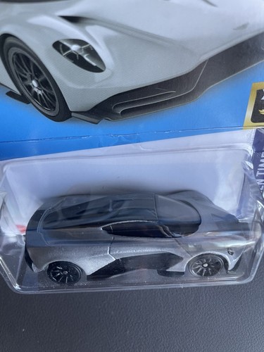 Hot Wheels Aston Martin Valhalla Concept - Modello In Scala 1:64, Edizione Screen Time, Argento