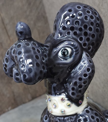 Funky Retro Vintage Ceramic Poodle Dog Figure Aurora Borealis Rhinestone Collar - Picture 3 of 5