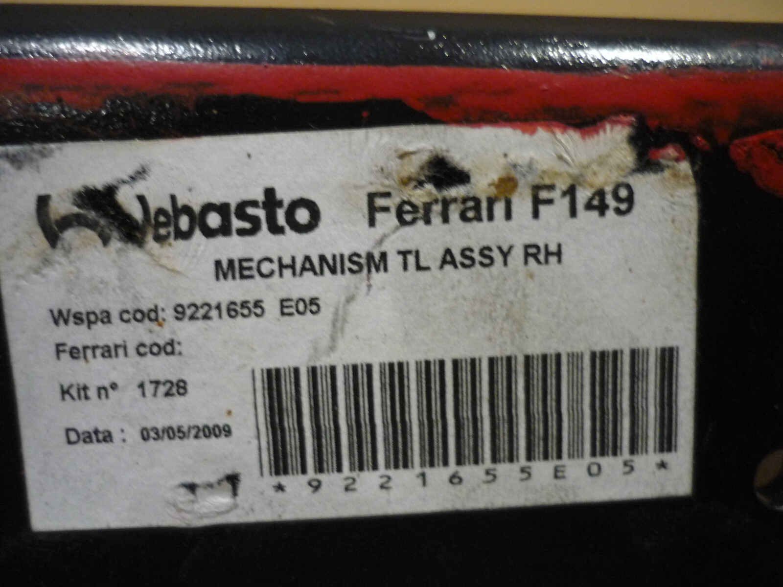 Ferrari California - RH Trunk Lid Hinge Assy - PN 70001686