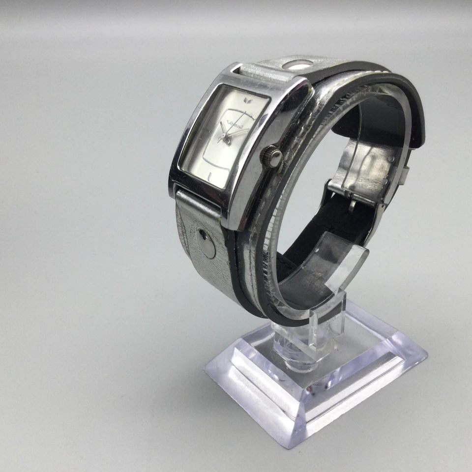 Reloj Vestal Tank Mujer 24mm Metálico Tono Plateado Puño Correa Cuero Batería Nueva Foto 4 de 4