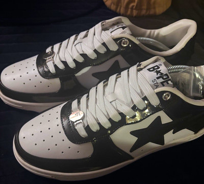 A Bathing Ape Bapesta/BAPE STA Black White Low Top Lace-Up Colorblock Sneaker