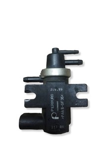 Volkswagen PASSAT B5.5 2001 Diesel 96kW Turbolader Druckwandler Magnetventil