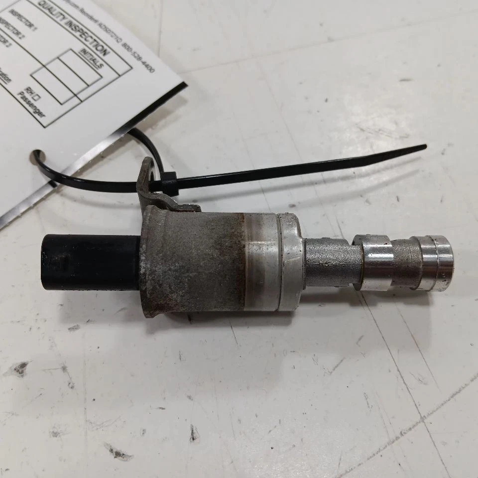 Válvula de control de aceite de engranaje de distribución variable Buick Lacrosse solenoide culata 20 Foto 2 de 4