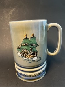 Vintage Wade Ireland Green Beer Stein Mug Sail Boat Green Sails Music Box