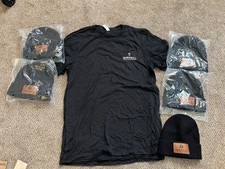 Skrewball Peanut Butter Whiskey Promo Lot of 5 NICE Winter Hats & 2 T Shirts Med