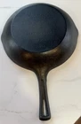 Chef Skillet Cast Iron Wagner Ware Sydney -0- 1386B 9” Thumb Print Handle