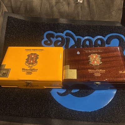 2 Fuente Fuente OpusX Empty Cigar Box   Chateau de la Fuente Rare Estate 1992
