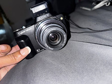 Sony Cyber-shot DSC-H3 Compact Camera 8.1MP 10x Zoom 3in LCD Flash USB Black