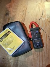 New FLUKE 32 Clamp Meter Without Leads