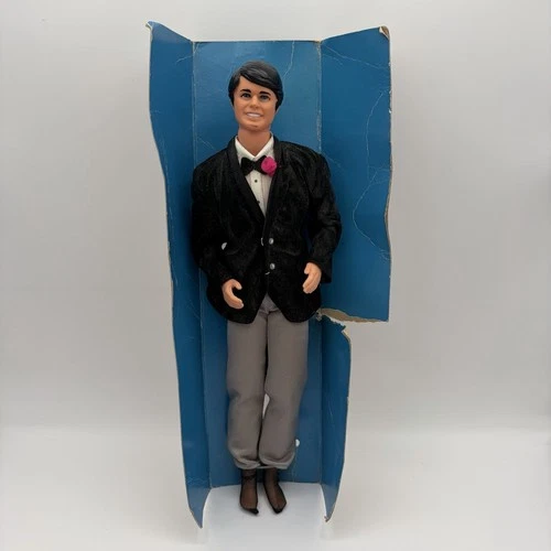Vintage 1982 Dream Date Ken Doll Mattel New Read