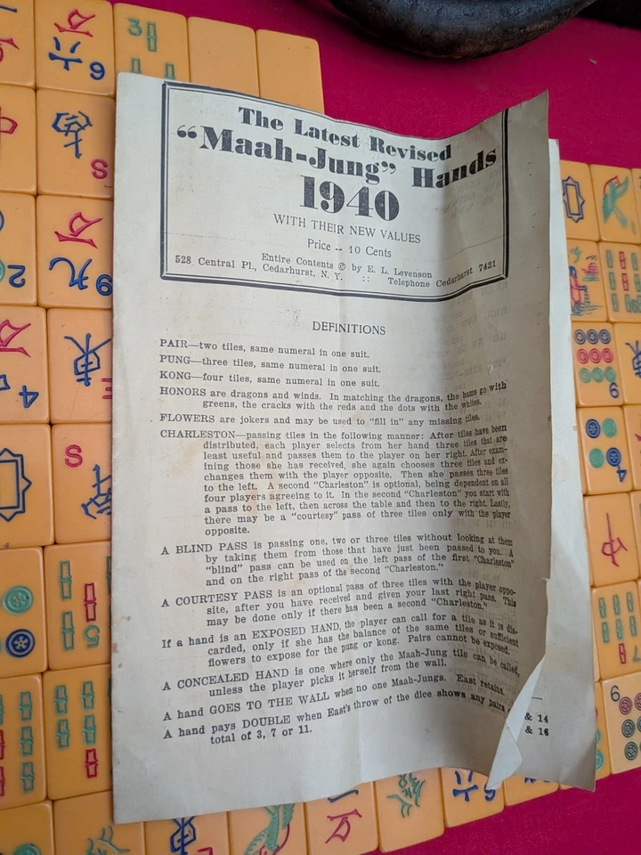 Vintage Butterscotch Bakelite Mahjong Set 148 Tiles Game - Image 4 of 4