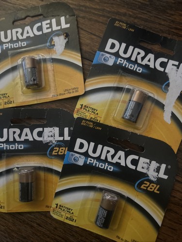 Duracell Guarantee Photo 28L 6 Volts Lithium Battery 4 - EXP 3/2021 - NEW - Picture 2 of 3