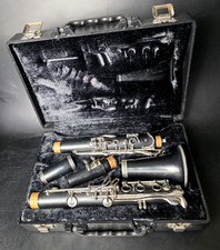 Armstrong Bb Clarinet w/Hard Case Black Velvet Casing Student Band Instrument